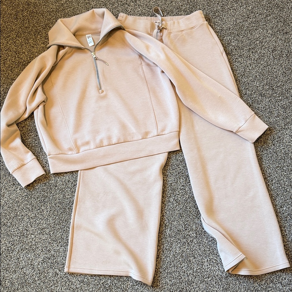 SPANX Cream Lounge Set